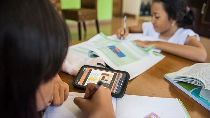 Rekomendasi Akun Edukasi Seru untuk Pelajar Aktif